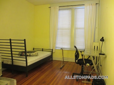 Boston - 3 Beds, 1 Baths