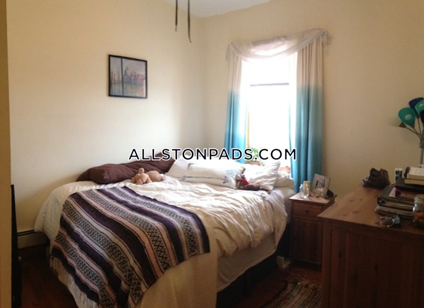 BOSTON - ALLSTON - 3 Beds, 1 Bath - Image 20