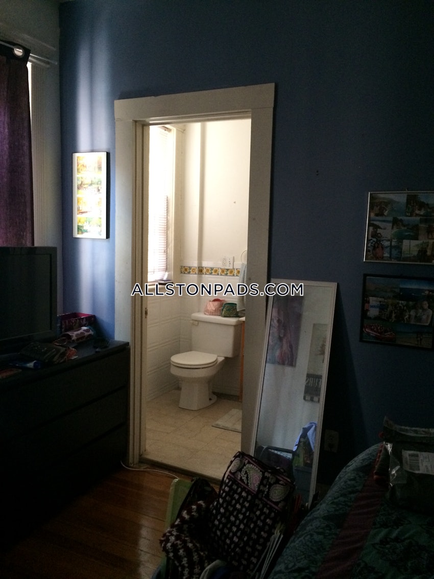 BOSTON - ALLSTON - 3 Beds, 1 Bath - Image 22