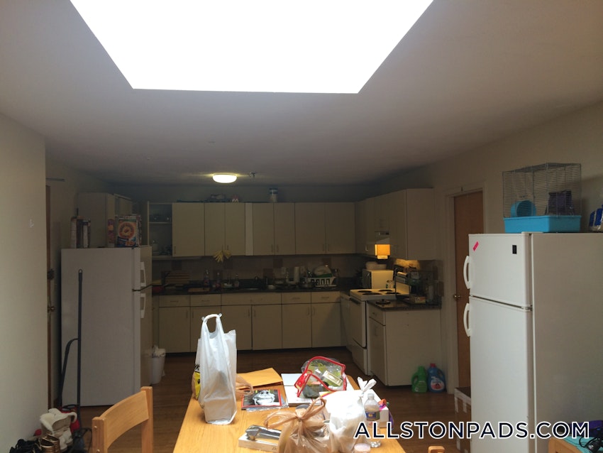 BOSTON - ALLSTON - 3 Beds, 2 Baths - Image 6