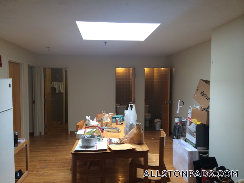 BOSTON - ALLSTON - 3 Beds, 2 Baths - Image 5