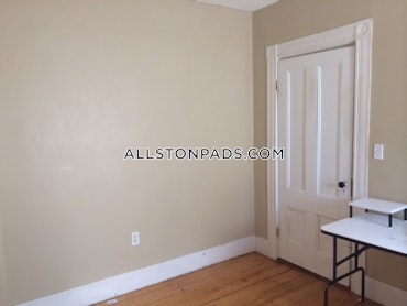 Boston - 2 Beds, 1 Baths