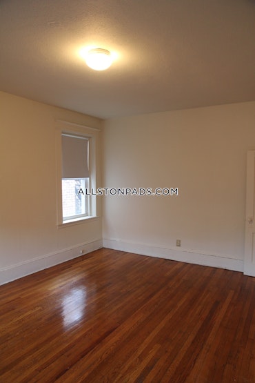 Boston - 1 Beds, 1 Baths