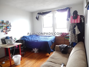 Boston - 2 Beds, 1 Baths