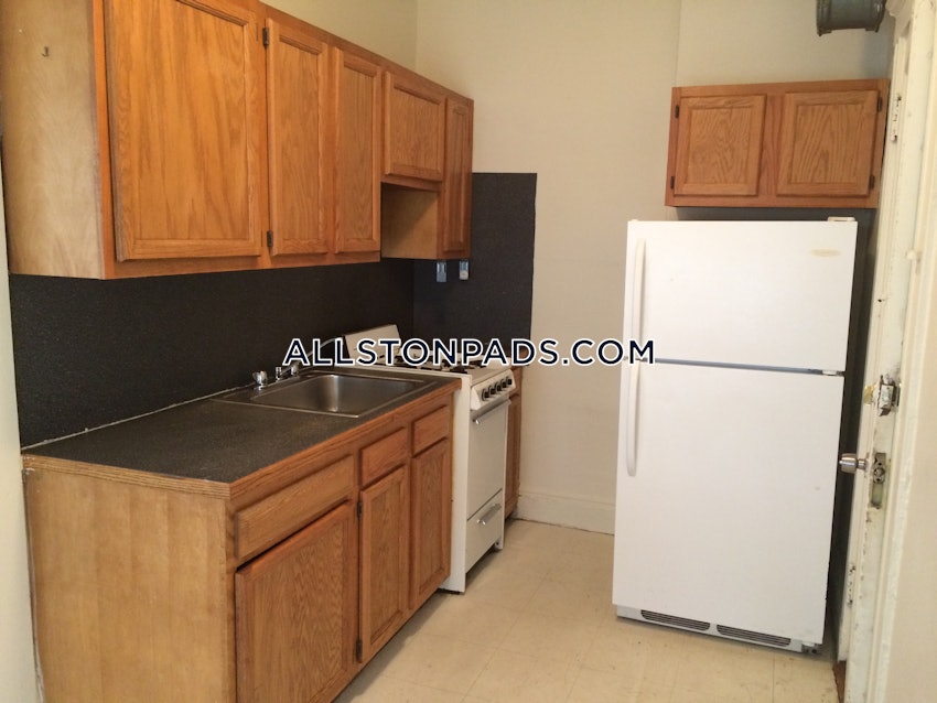 BOSTON - ALLSTON - 1 Bed, 1 Bath - Image 16