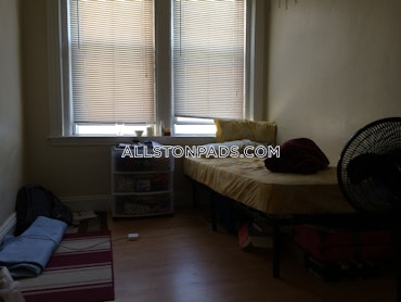 Boston - 3 Beds, 1 Baths