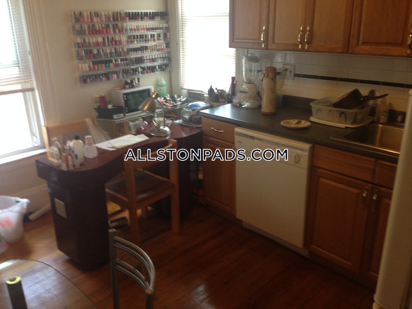 BOSTON - ALLSTON/BRIGHTON BORDER - 1 Bed, 1 Bath - Image 2