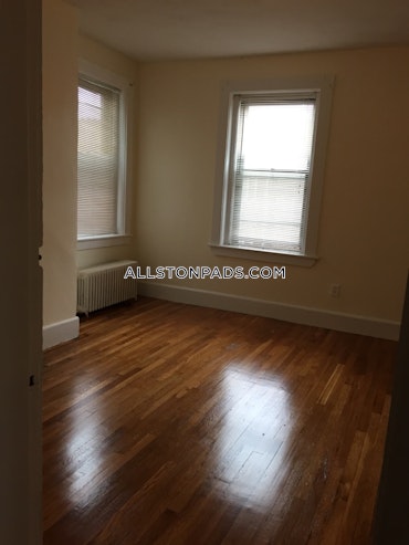 Boston - 3 Beds, 1 Baths