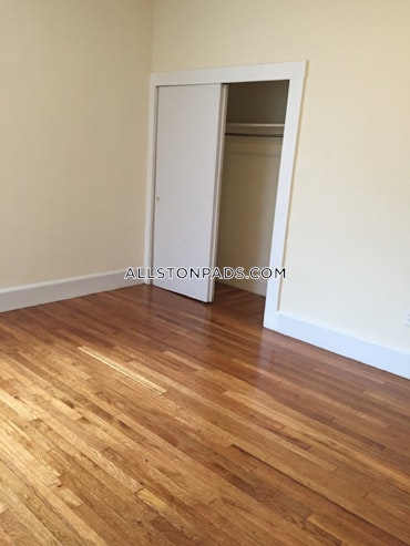 Boston - 3 Beds, 1 Baths