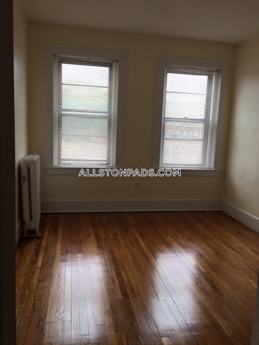 Boston - 3 Beds, 1 Baths