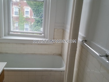 Boston - 0 Beds, 1 Baths