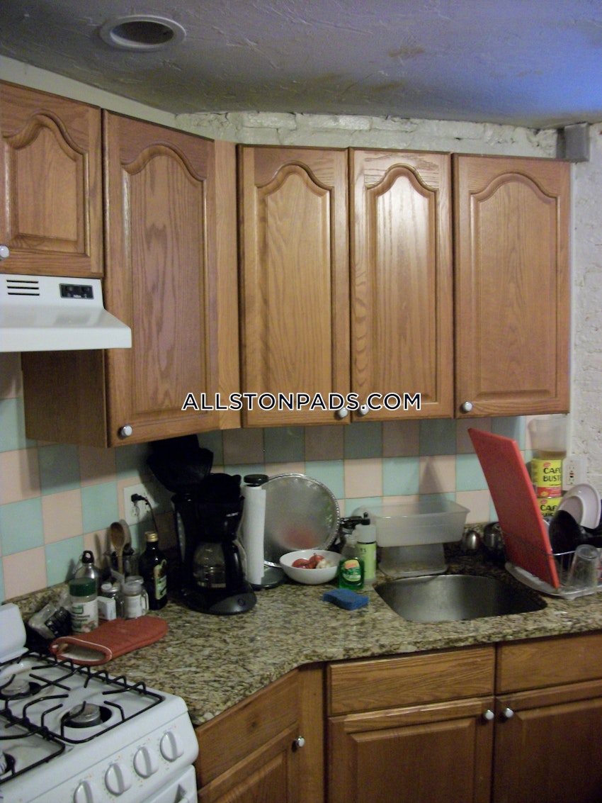BOSTON - ALLSTON - 2 Beds, 1 Bath - Image 11
