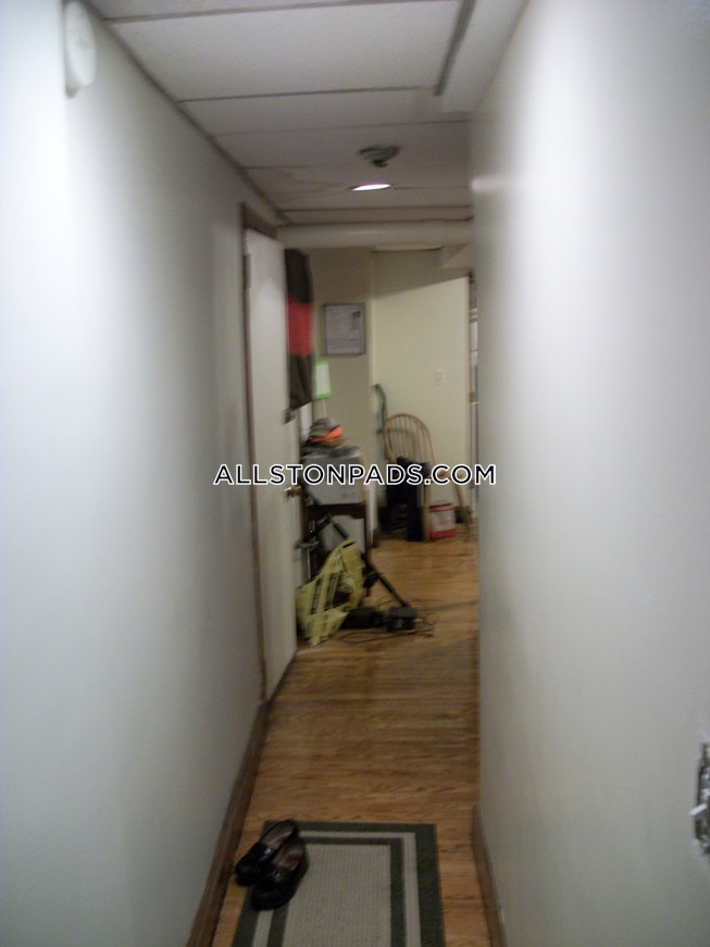 Boston - $2,400+ /mo