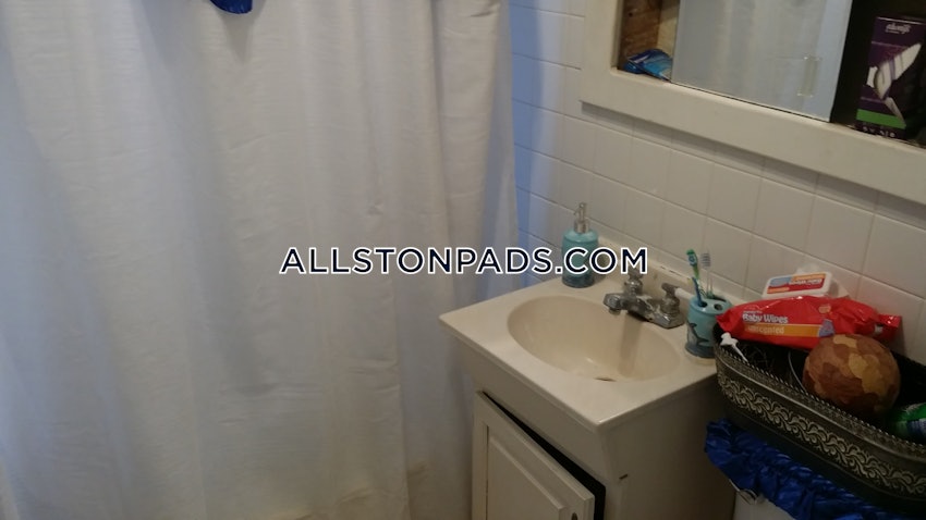 BOSTON - ALLSTON - 1 Bed, 1 Bath - Image 2