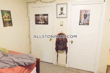 Boston - 2 Beds, 1 Baths