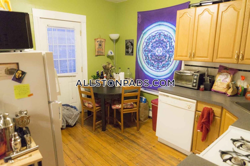 BOSTON - ALLSTON - 2 Beds, 1 Bath - Image 5