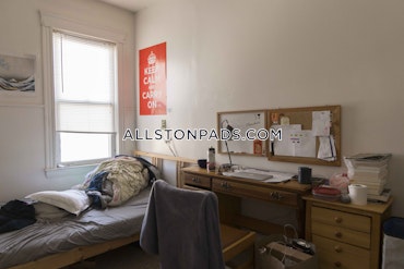 Boston - 3 Beds, 1 Baths