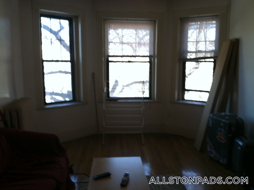 BOSTON - ALLSTON - 3 Beds, 1 Bath - Image 20