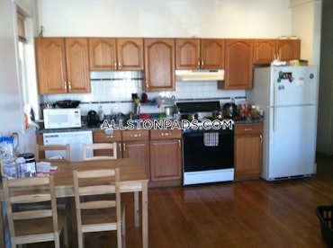 Allston, Boston, MA - 3 Beds, 1 Bath - $3,400 - ID#4025103