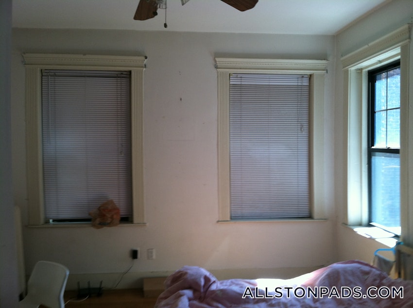 BOSTON - ALLSTON - 3 Beds, 1 Bath - Image 19