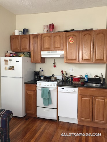 Boston - 2 Beds, 1 Baths