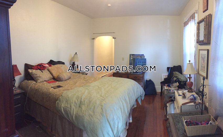 BOSTON - ALLSTON - 1 Bed, 1 Bath - Image 6