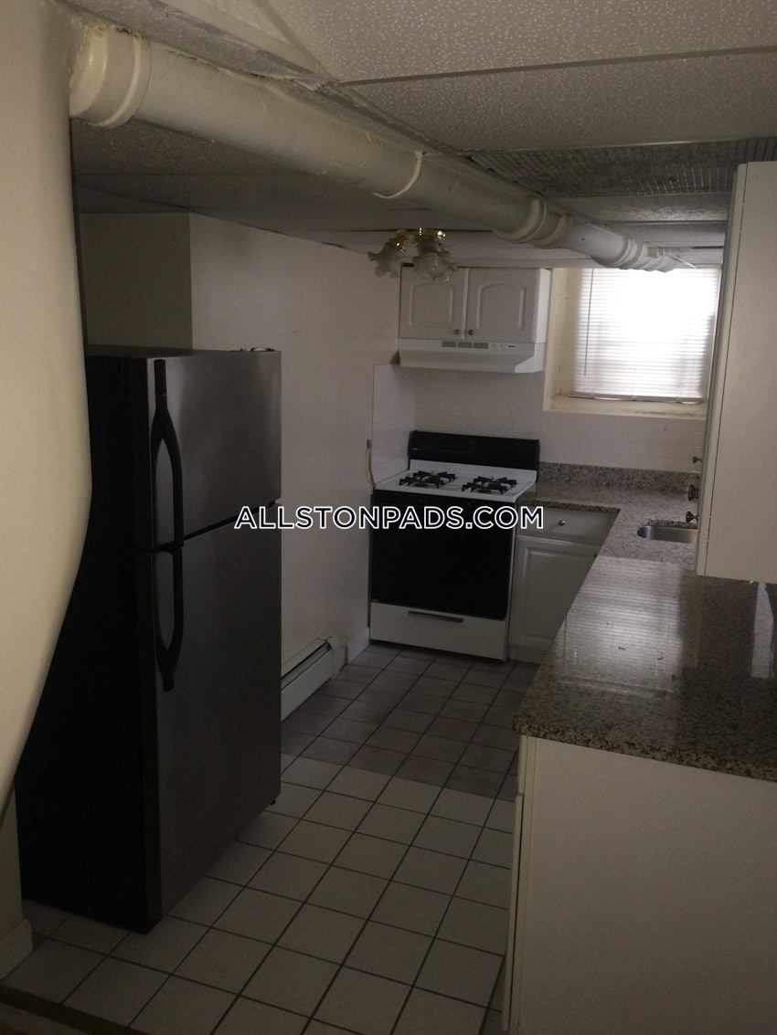 BOSTON - ALLSTON - 1 Bed, 1 Bath - Image 4