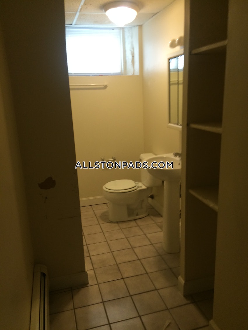 BOSTON - ALLSTON - 1 Bed, 1 Bath - Image 1