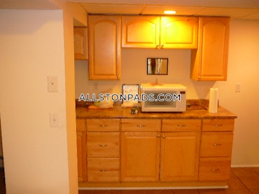 Boston - 2 Beds, 1 Baths