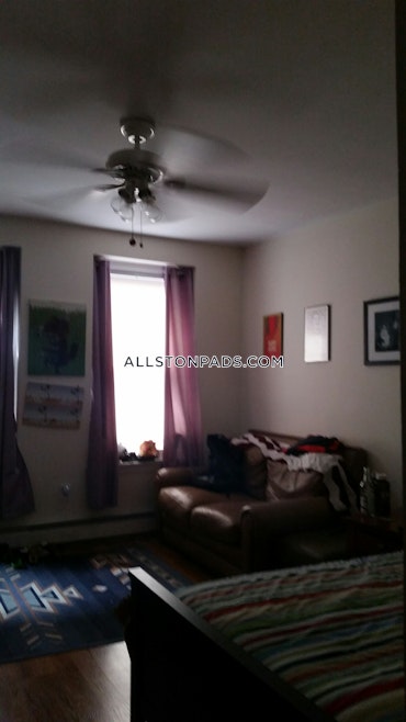 Boston - 3 Beds, 2 Baths