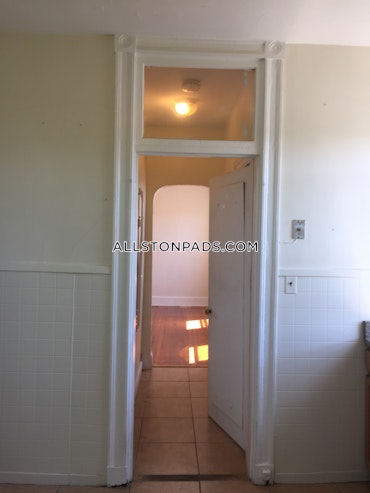 Boston - 1 Beds, 1 Baths