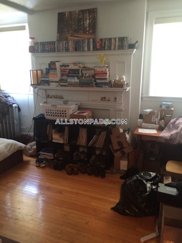 Boston - 3 Beds, 1 Baths