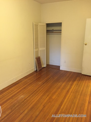 Boston - 1 Beds, 1 Baths