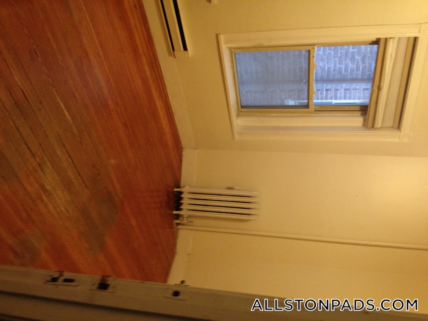 BOSTON - ALLSTON - 1 Bed, 1 Bath - Image 13