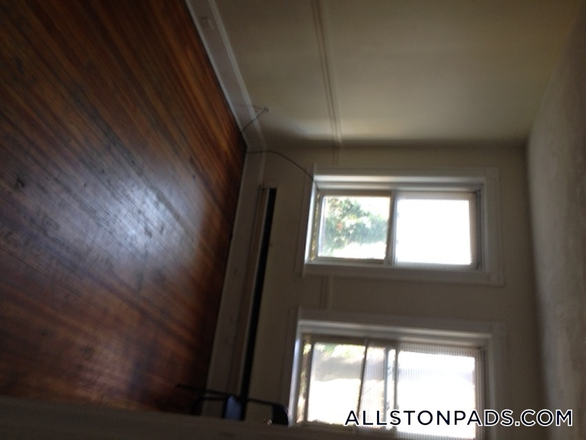 BOSTON - ALLSTON - 1 Bed, 1 Bath - Image 8