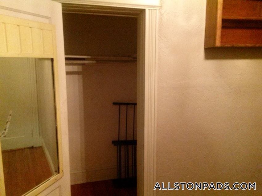 BOSTON - ALLSTON - 1 Bed, 1 Bath - Image 11