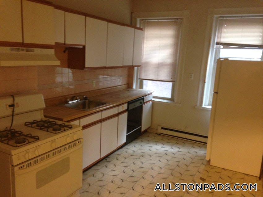 BOSTON - ALLSTON - 1 Bed, 1 Bath - Image 7