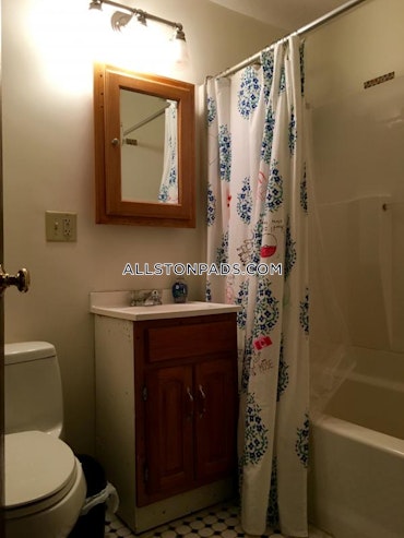 Boston - 2 Beds, 1 Baths