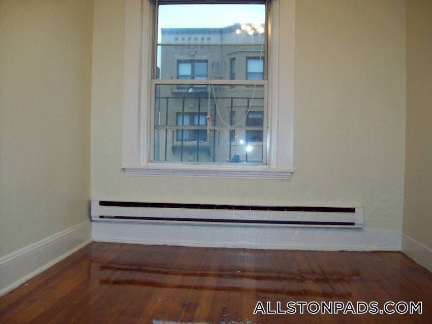 BOSTON - ALLSTON - 1 Bed, 1 Bath - Image 18