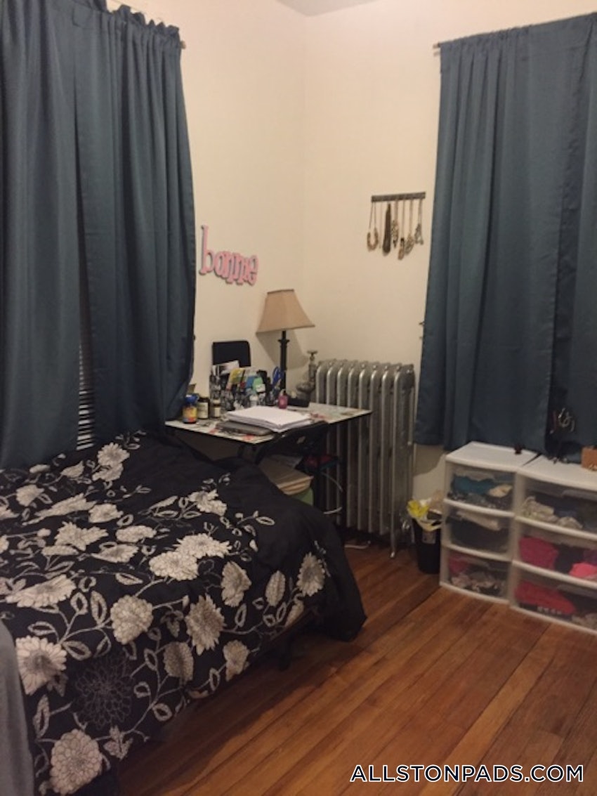 BOSTON - ALLSTON - 3 Beds, 1 Bath - Image 10