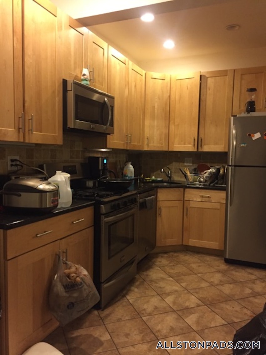 BOSTON - ALLSTON - 4 Beds, 1 Bath - Image 2