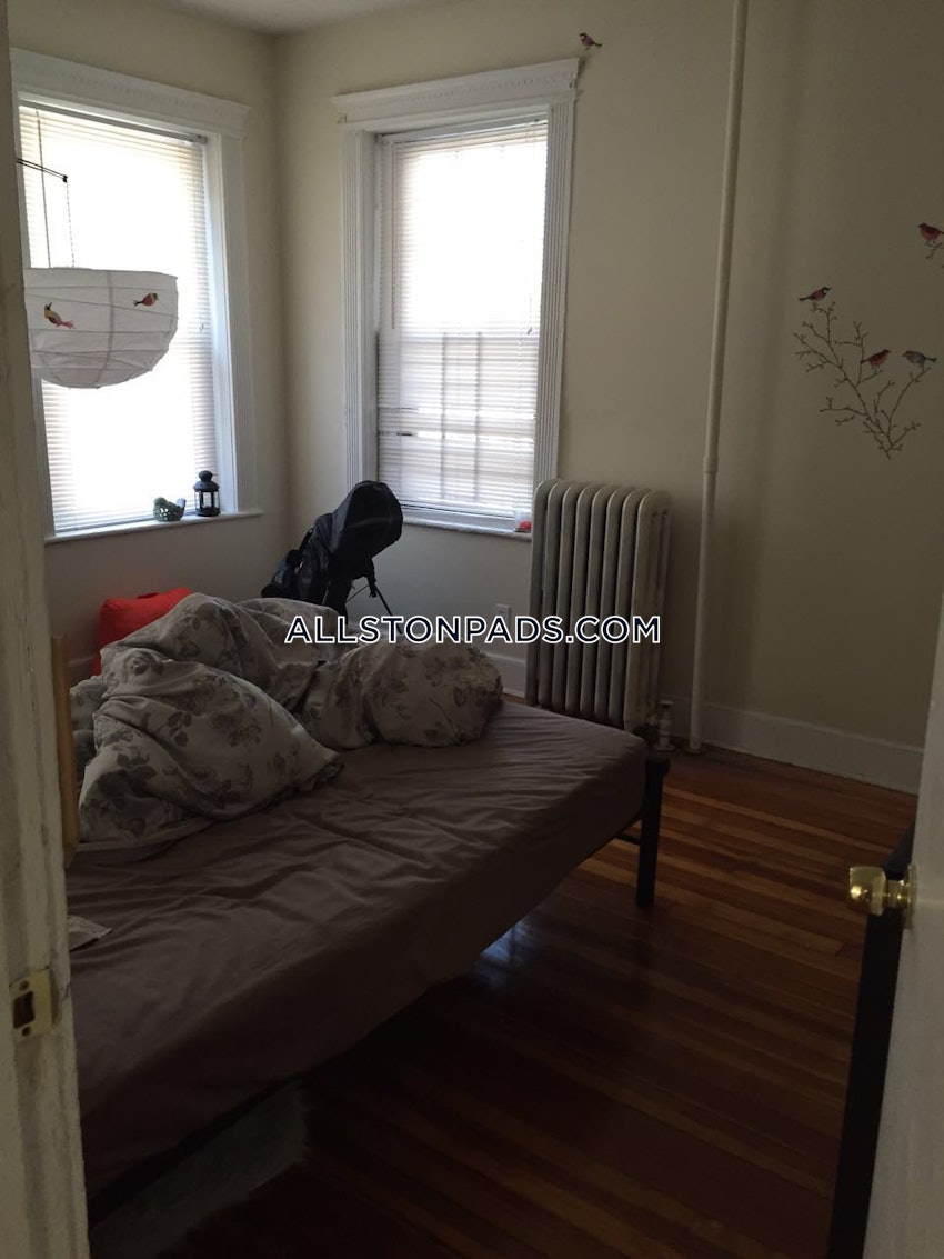 BOSTON - ALLSTON - 2 Beds, 1 Bath - Image 12