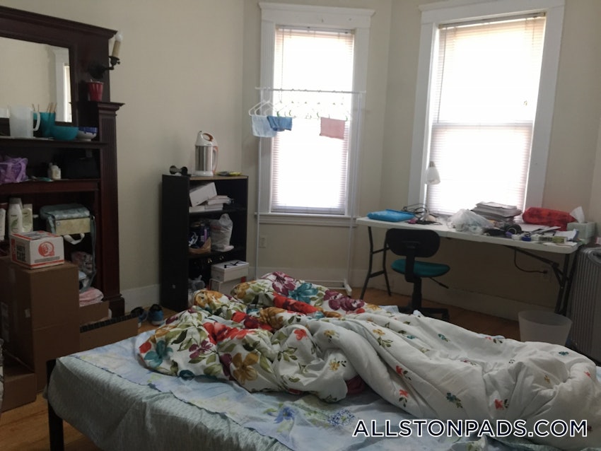 BOSTON - ALLSTON - 4 Beds, 2 Baths - Image 14