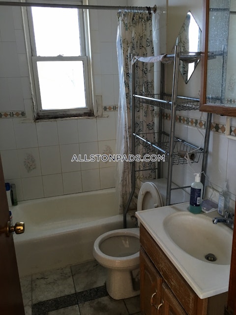 Linden St. Boston photo 38