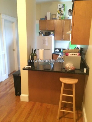 Boston - 2 Beds, 1 Baths