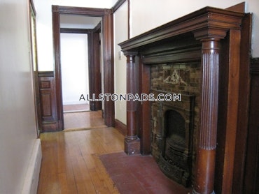 Boston - 3 Beds, 2 Baths