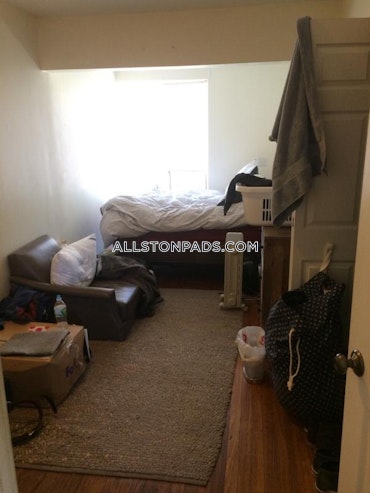 Boston - 3 Beds, 1 Baths