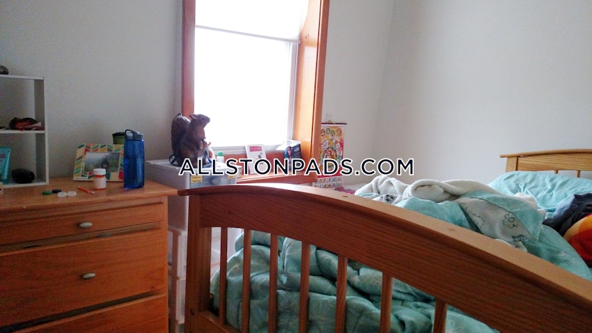 BOSTON - ALLSTON - 3 Beds, 1 Bath - Image 36