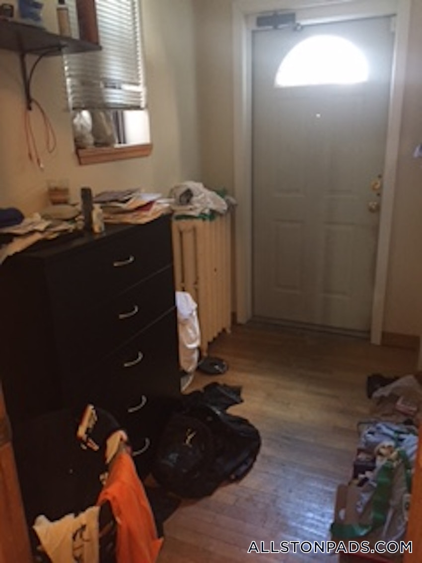 BOSTON - ALLSTON - 3 Beds, 2 Baths - Image 6