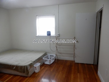 Boston - 1 Beds, 1 Baths